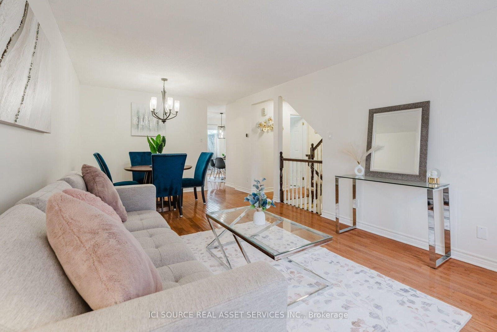149 Woodgate Way • Ottawa, ON photo 9