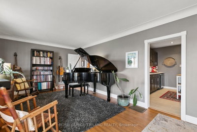 298 Sunset Drive • Central Elgin, ON photo 6