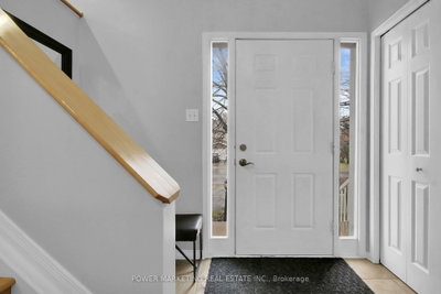 181 MOUNTSHANNON Drive • Ottawa, ON photo 3