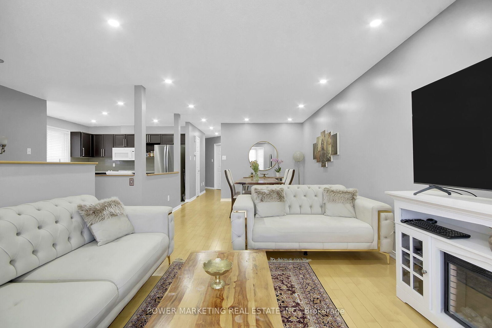 181 MOUNTSHANNON Drive • Ottawa, ON photo 5