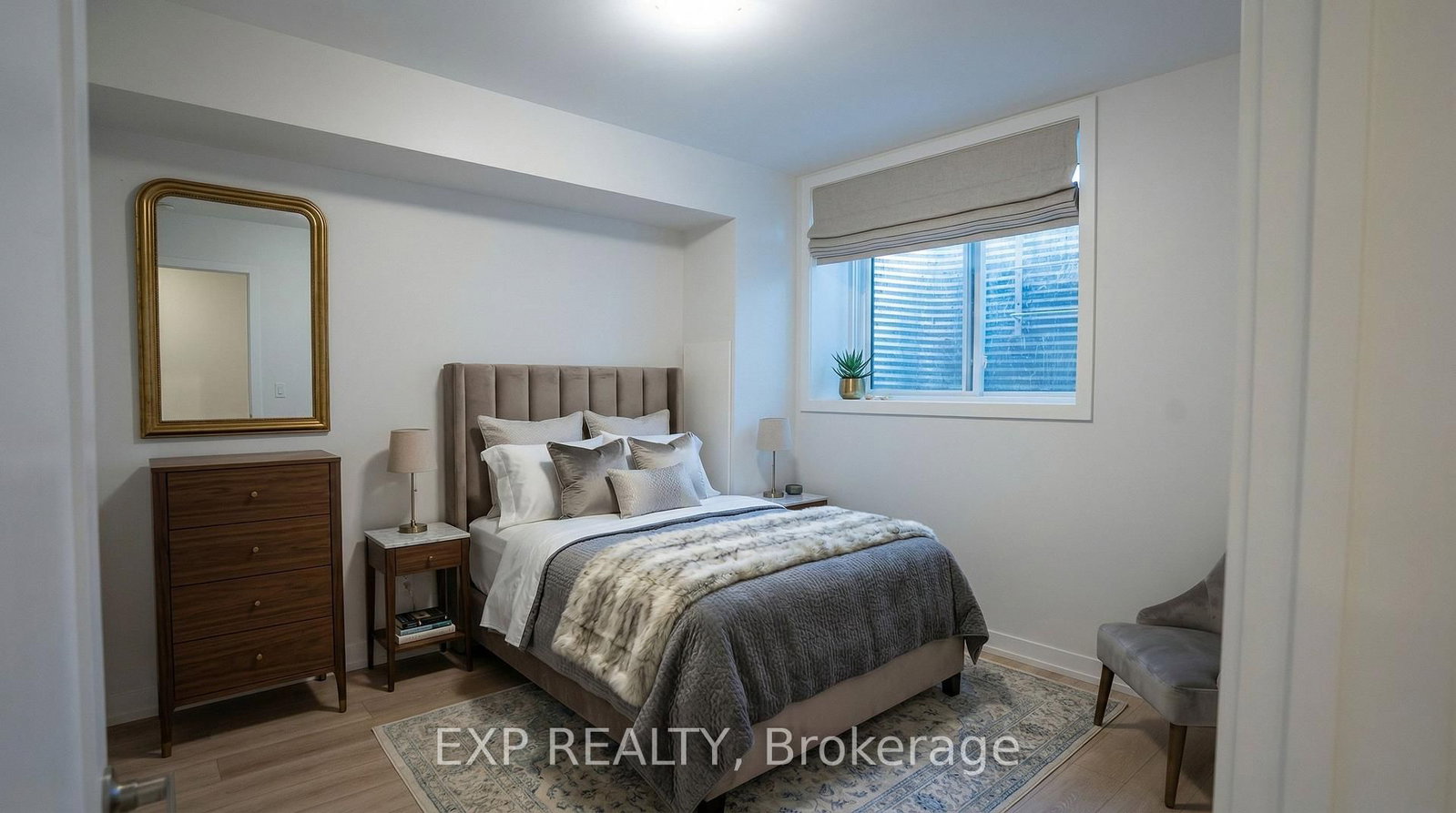 236 Woodroffe Avenue • Ottawa, ON photo 6