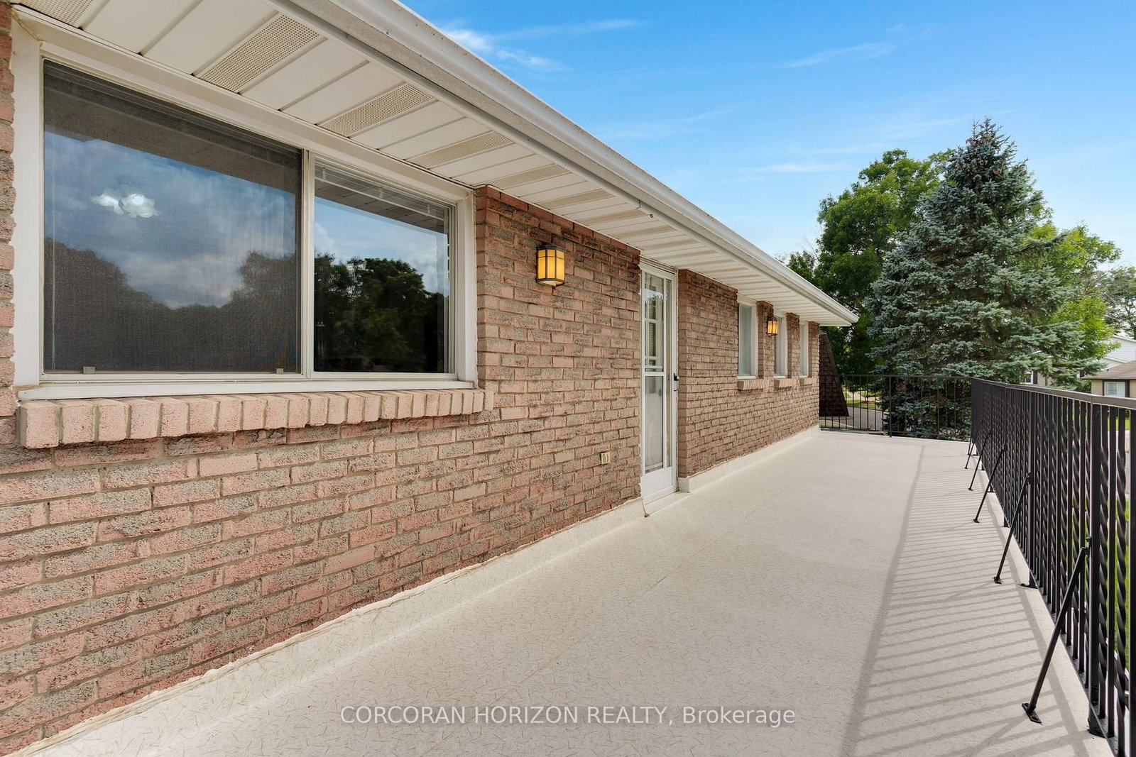 8 Blue Spruce Court • Kitchener, ON photo 27