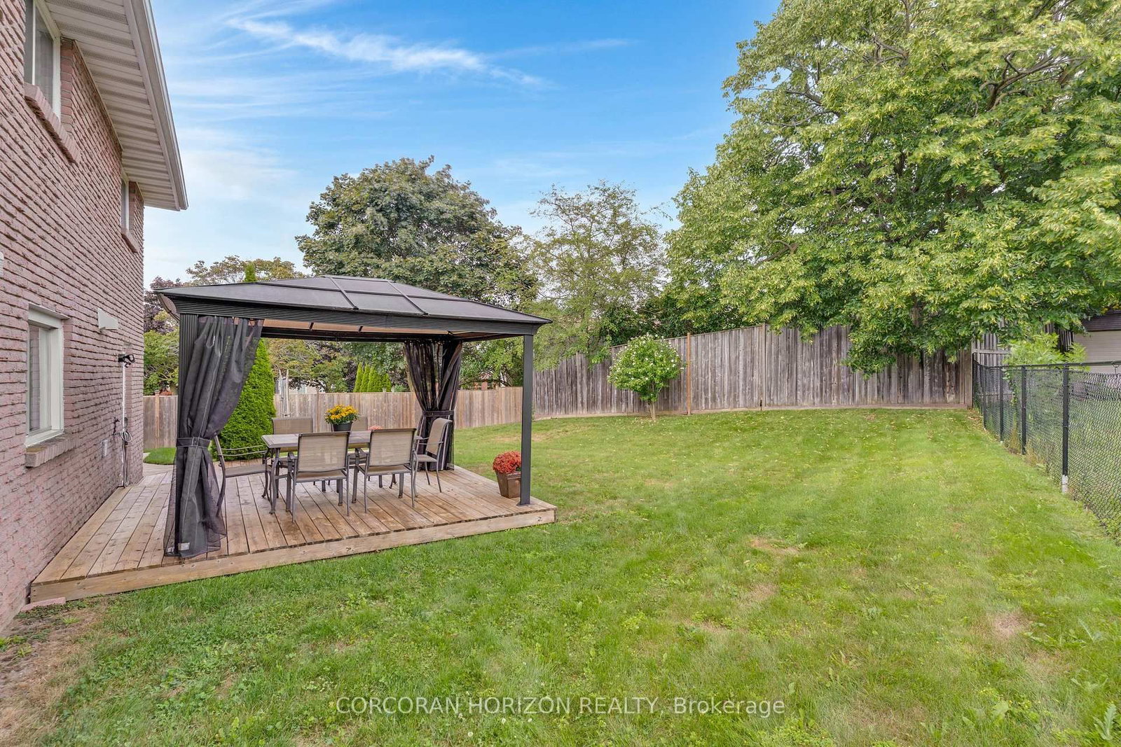 8 Blue Spruce Court • Kitchener, ON photo 40