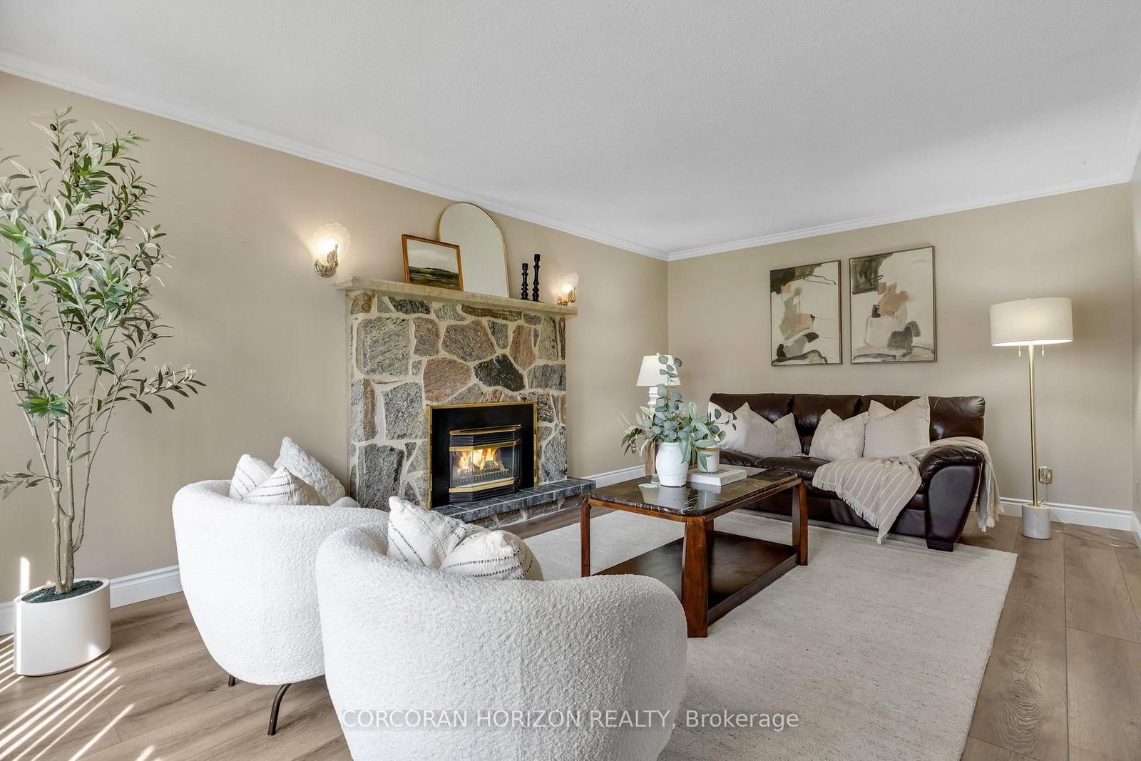 8 Blue Spruce Court • Kitchener, ON photo 5