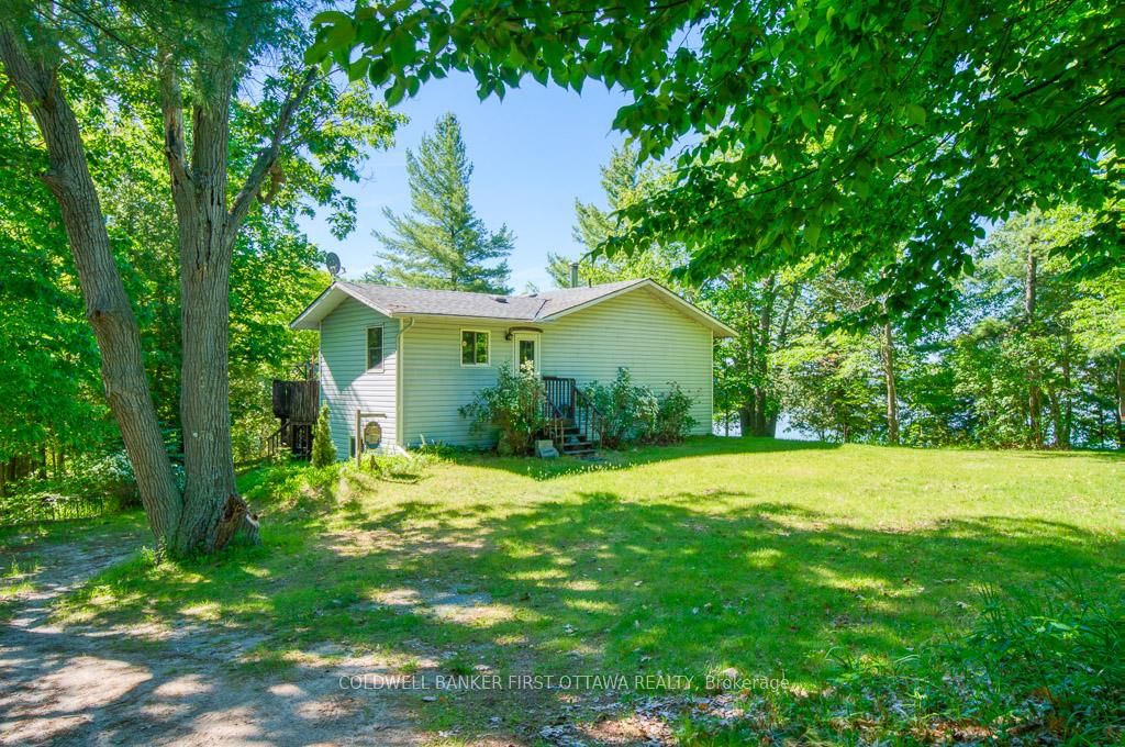 1301 D Guigue Road • Sharbot Lake, ON photo 2