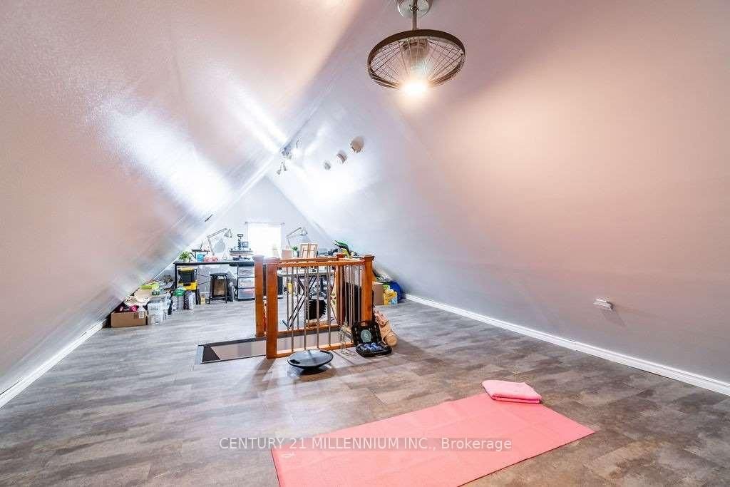 20 Dickson Avenue • Hamilton, ON photo 19