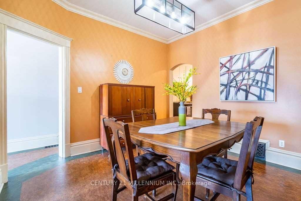 20 Dickson Avenue • Hamilton, ON photo 6