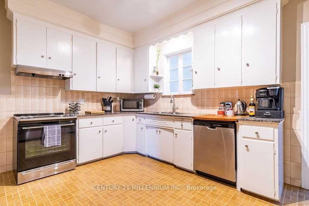 20 Dickson Avenue • Hamilton, ON photo 8