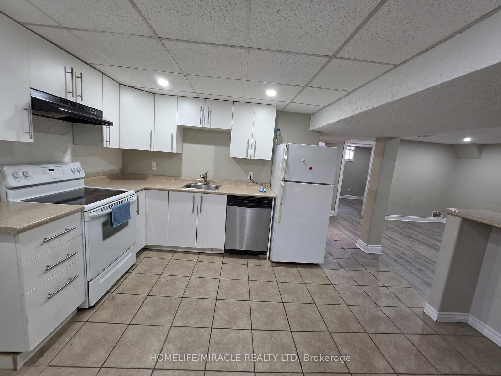 7150 Douglas Crescent • Niagara Falls, ON photo 11