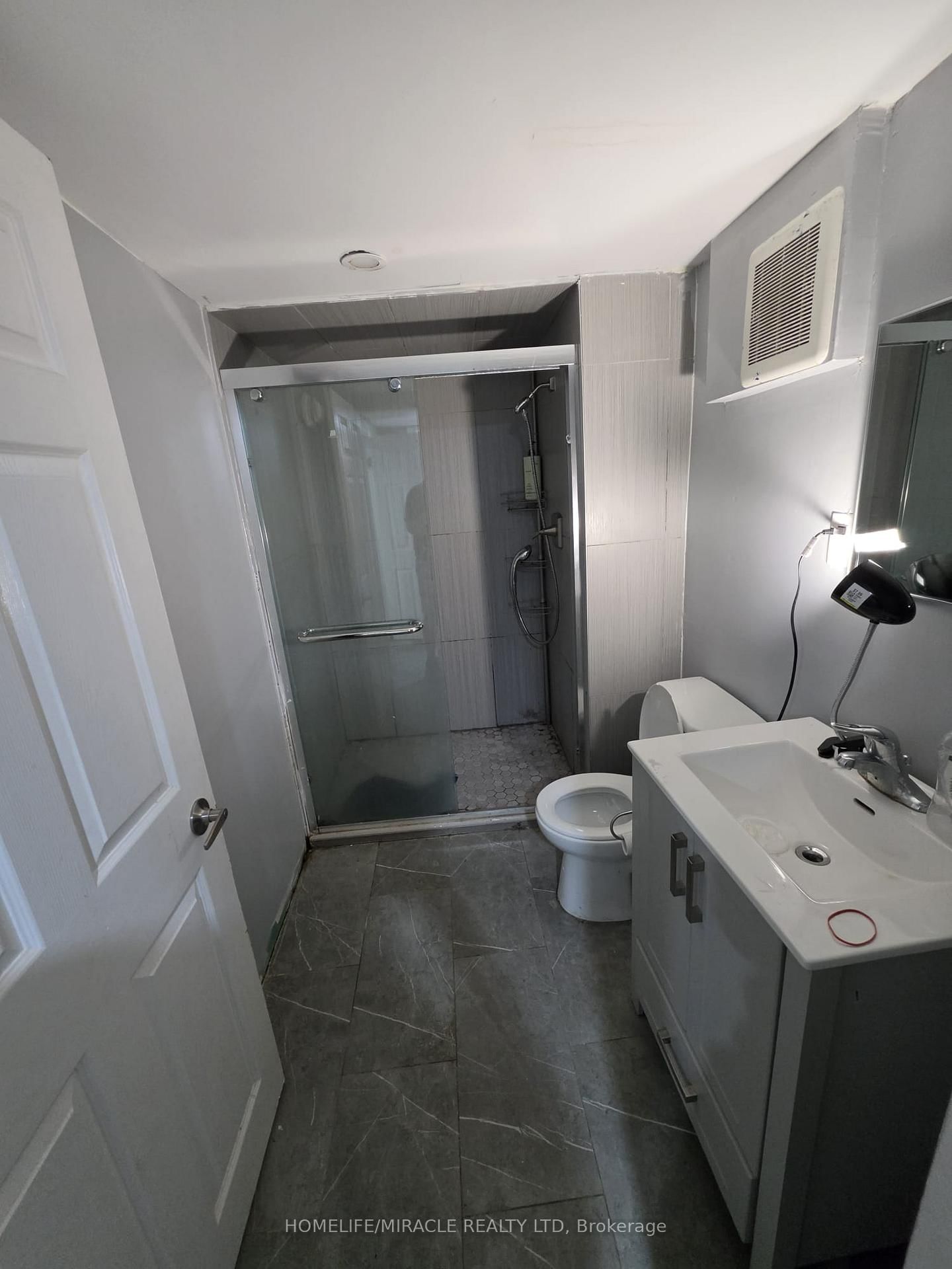 7150 Douglas Crescent • Niagara Falls, ON photo 8