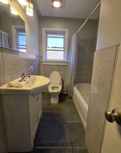 7150 Douglas Crescent • Niagara Falls, ON photo 9