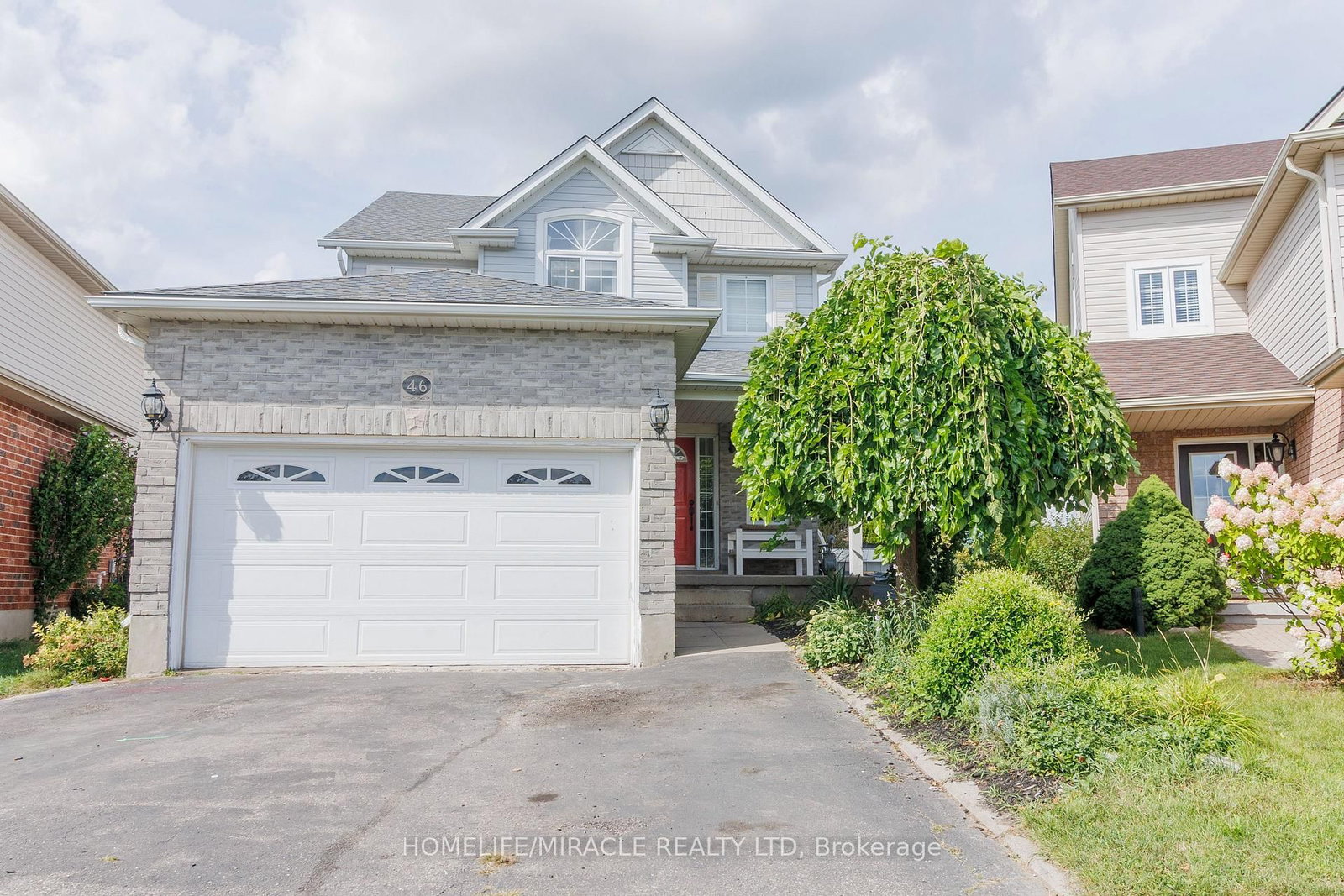 46 Heatherwood Place • Kitchener, ON photo 1