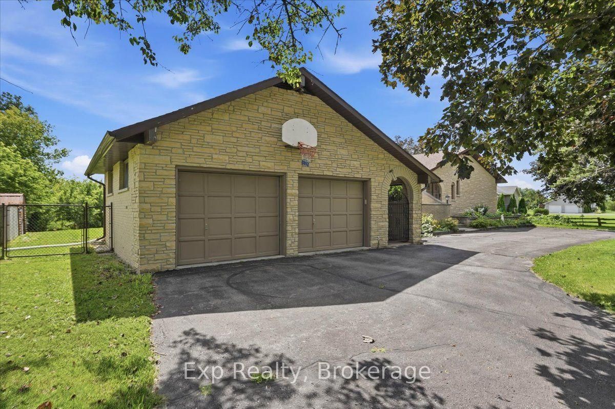 126 Casey Road • Belleville, ON photo 4