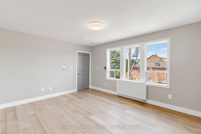 71 Sanford Avenue S