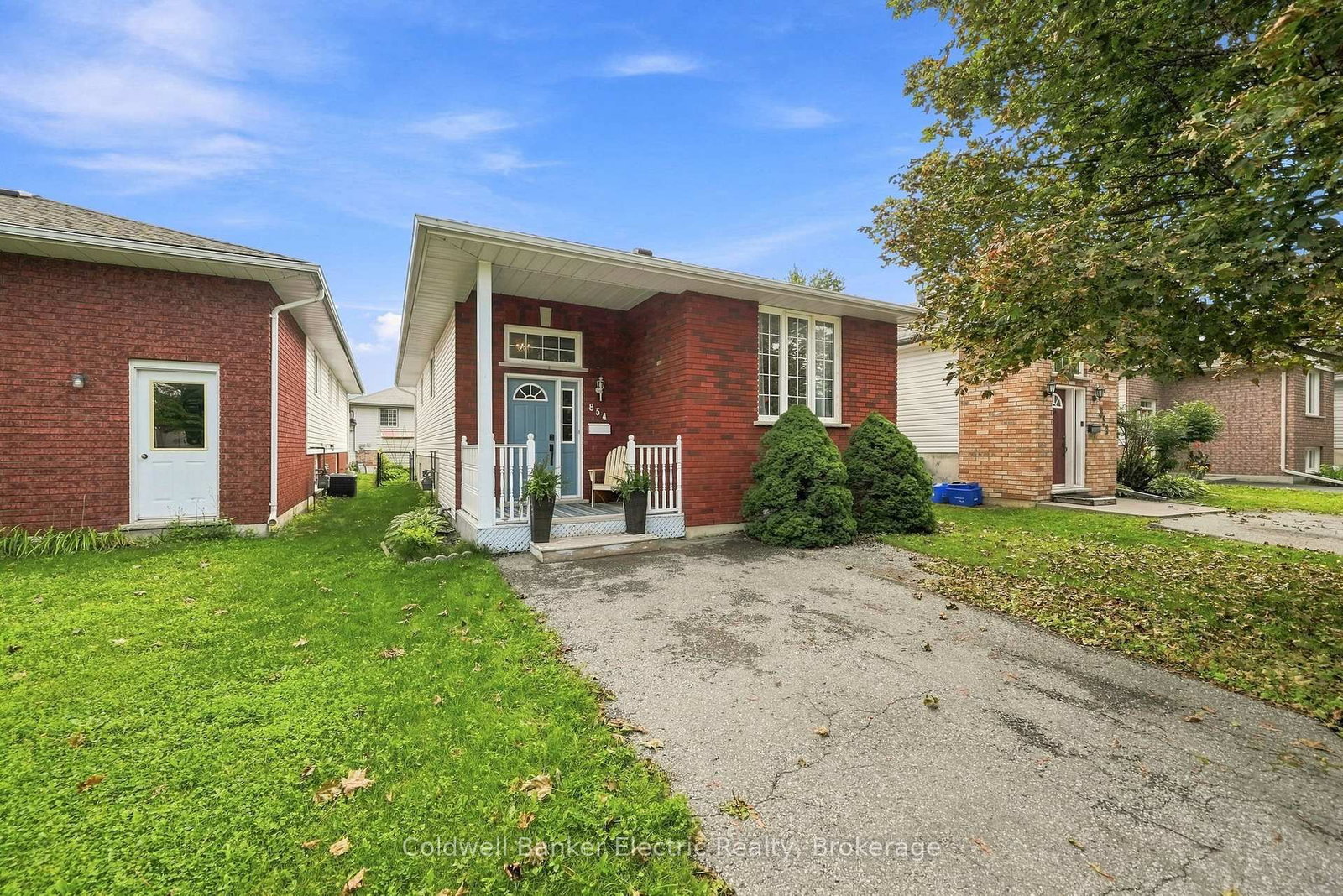 854 Abbey Lane • Peterborough, ON photo 1