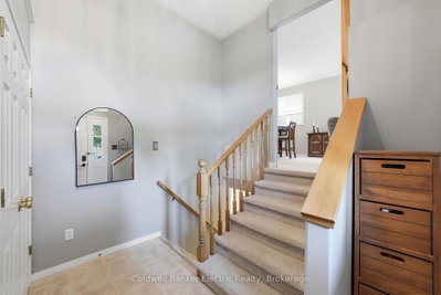 854 Abbey Lane • Peterborough, ON photo 4