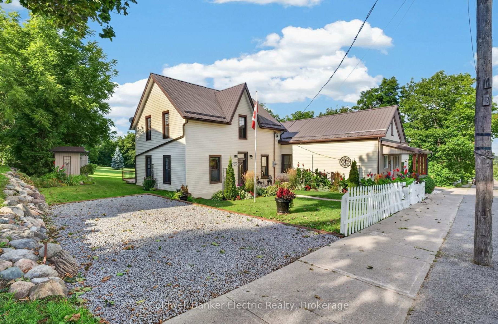 11932 County Road 24 • Alderville First Nation, ON photo 1