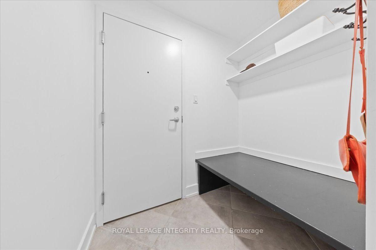 204 - 150 Greenfield Avenue, Ottawa 3