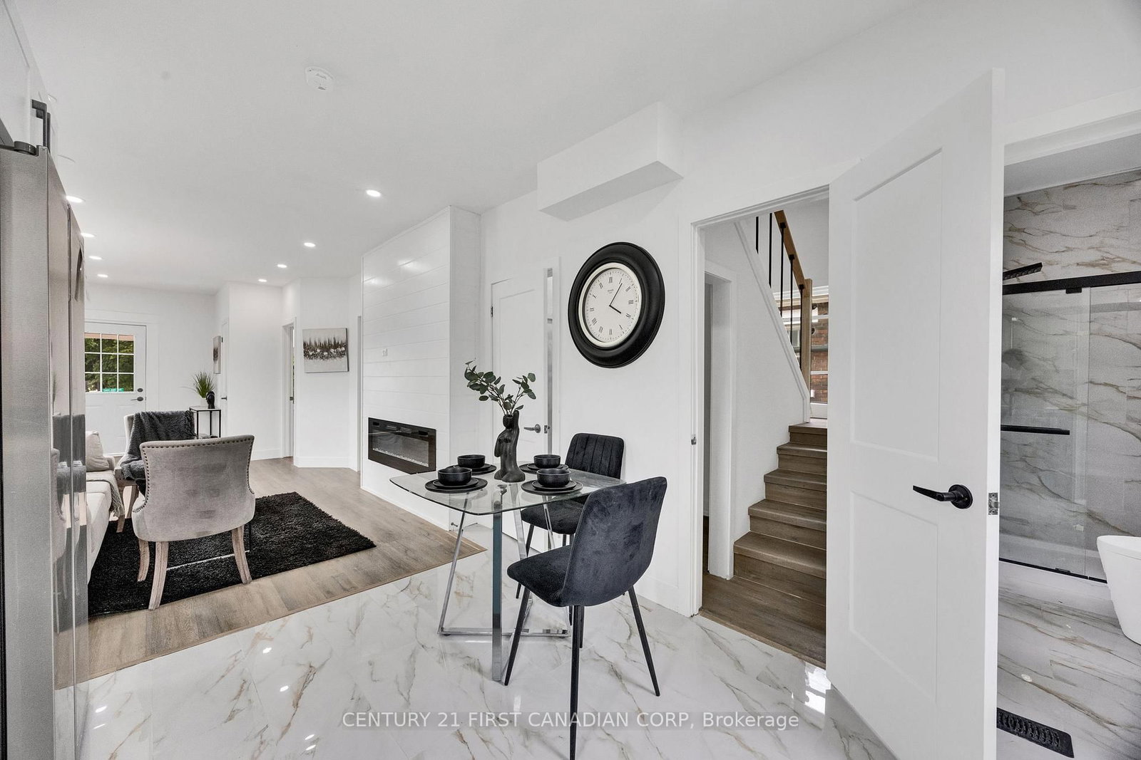 328 Oakland Avenue • London East, ON photo 11