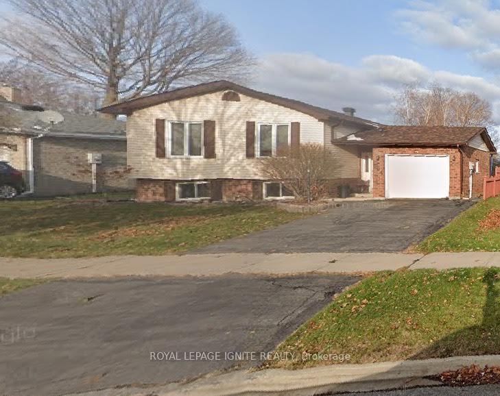 804 Champlain Drive • Cornwall, ON photo 1