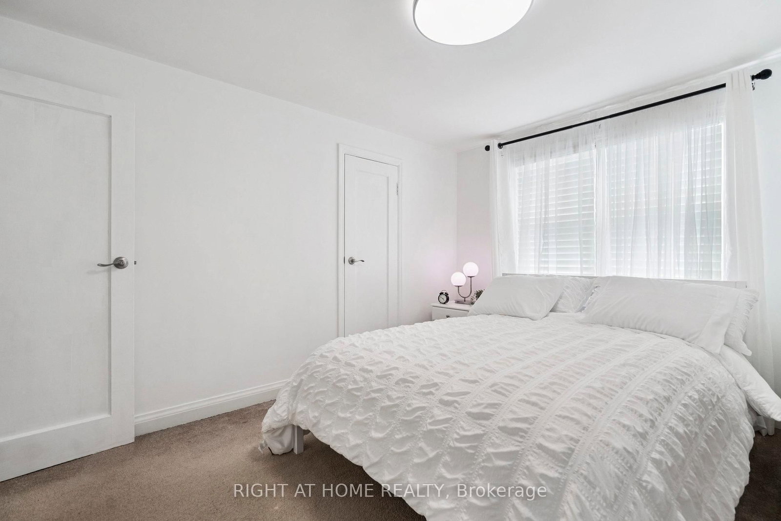 105 Glenridge Avenue • St. Catharines, ON photo 35