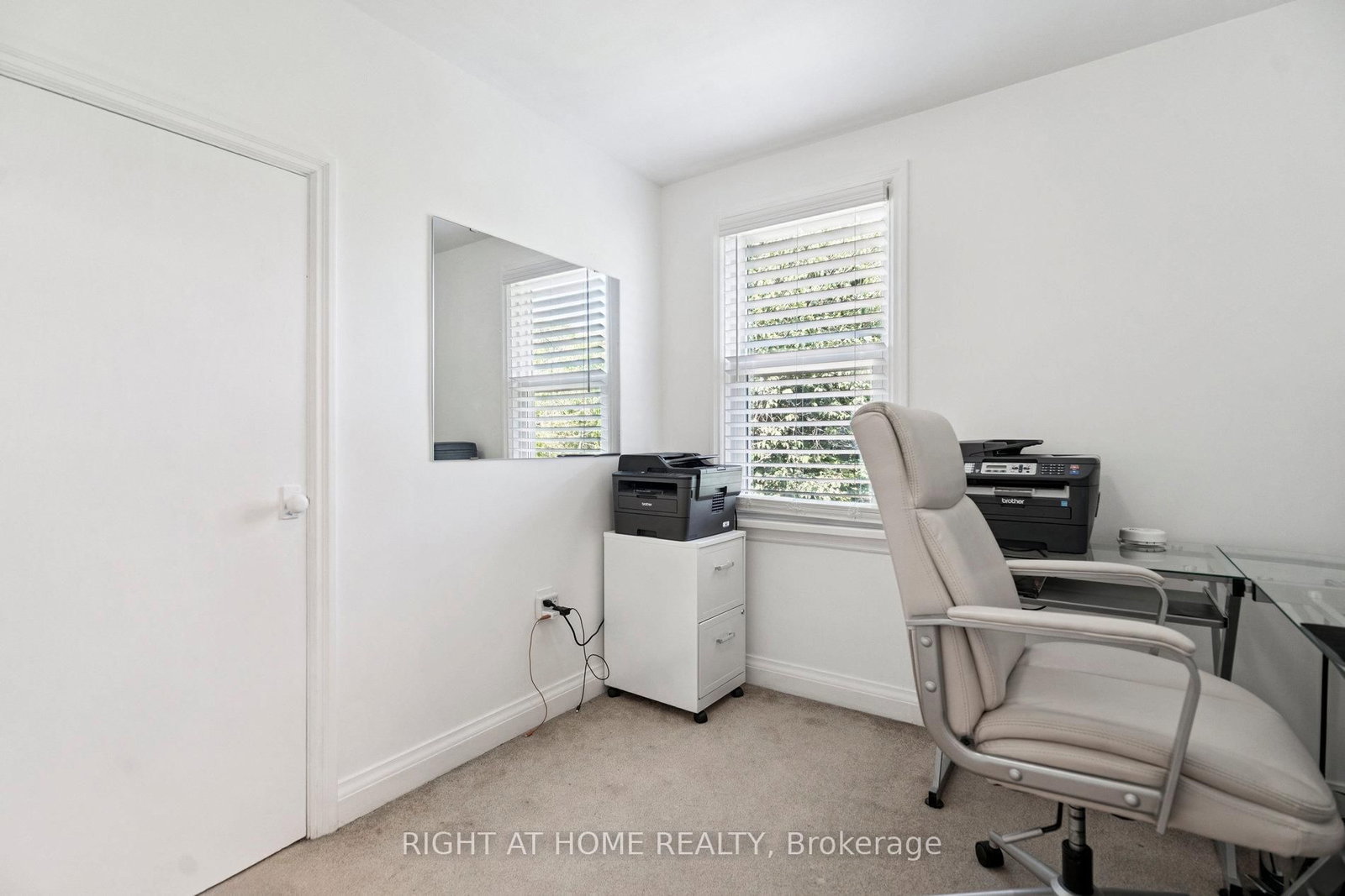 105 Glenridge Avenue • St. Catharines, ON photo 36