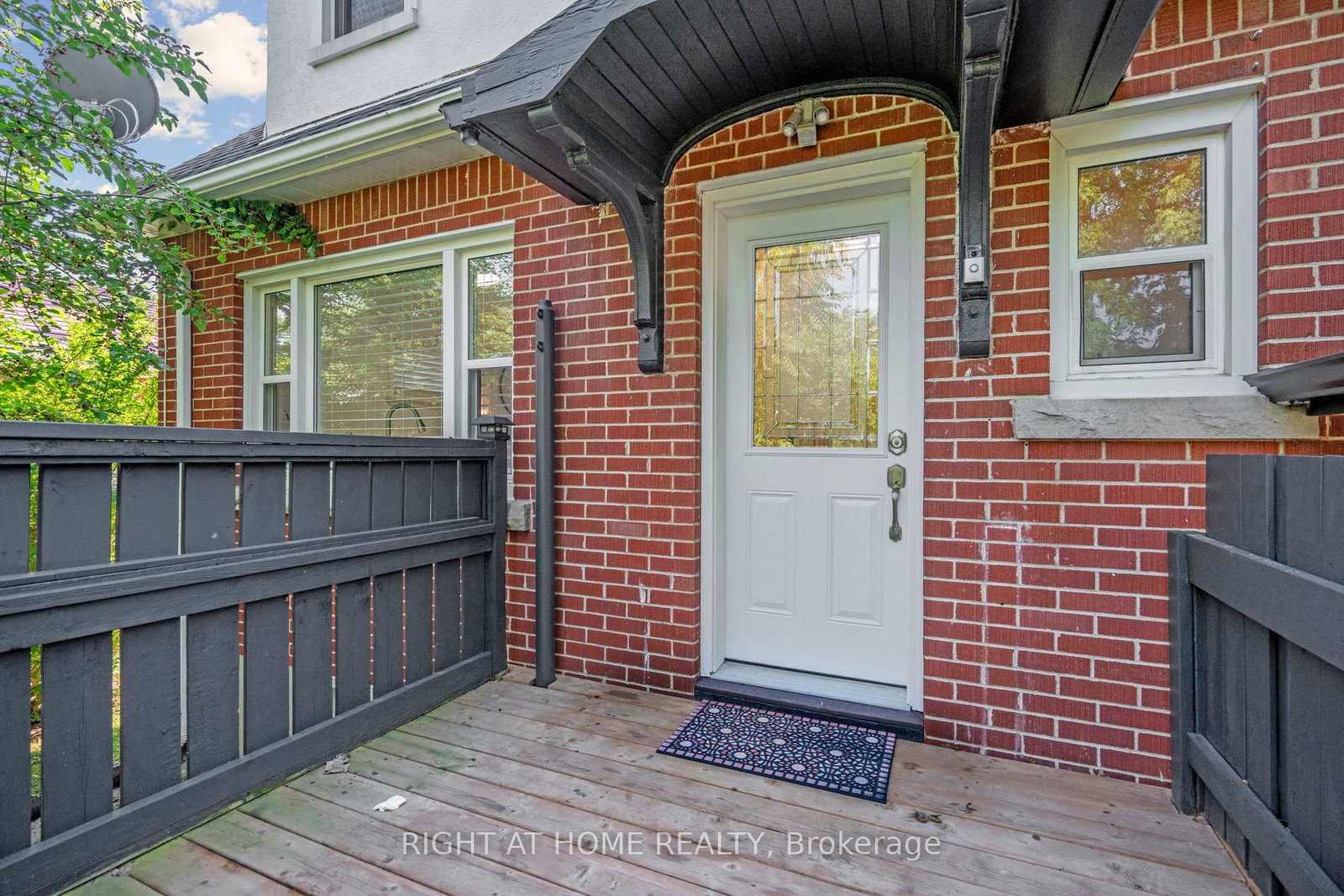 105 Glenridge Avenue • St. Catharines, ON photo 45