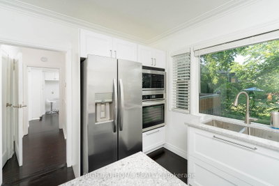 105 Glenridge Avenue • St. Catharines, ON photo 5