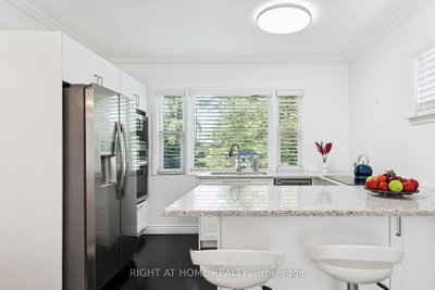 105 Glenridge Avenue • St. Catharines, ON photo 6