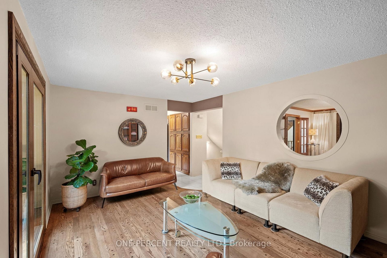 1606 Ortona Avenue • Ottawa, ON photo 13