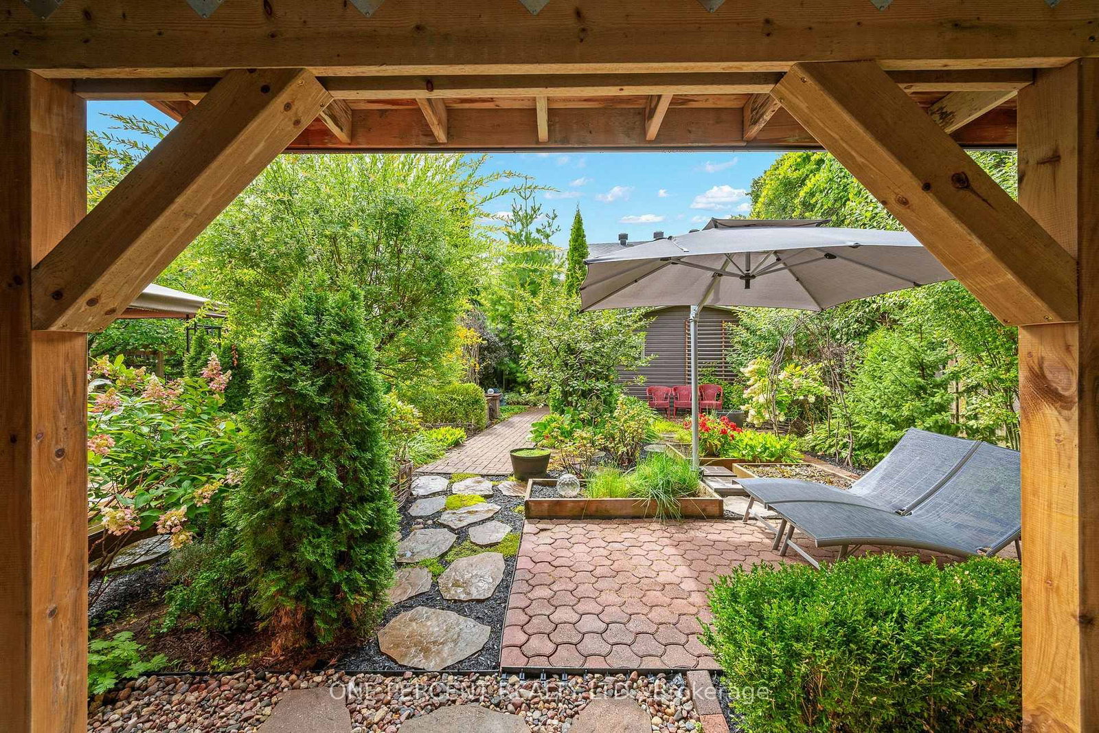 1606 Ortona Avenue • Ottawa, ON photo 45
