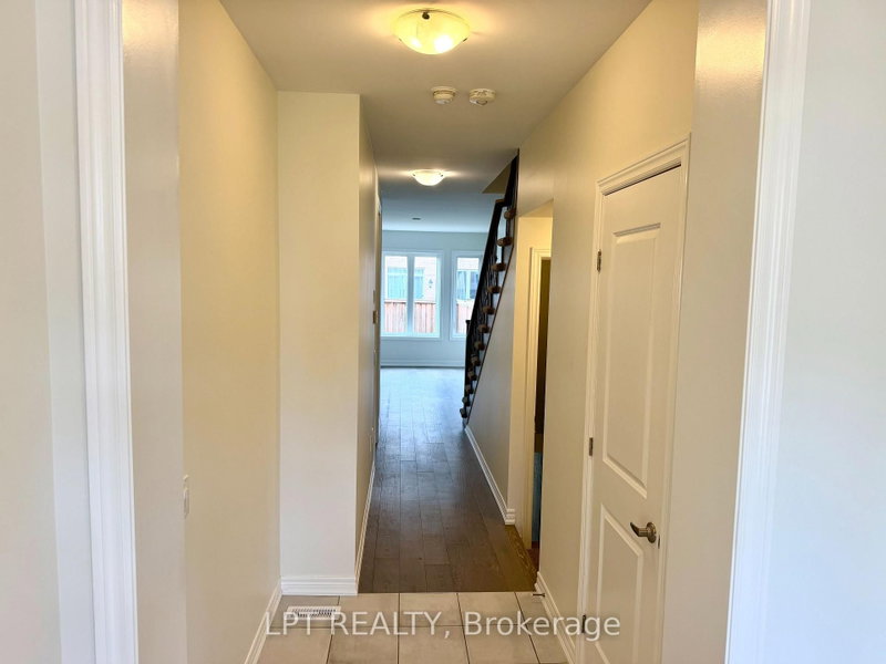 32 Bayonne Drive