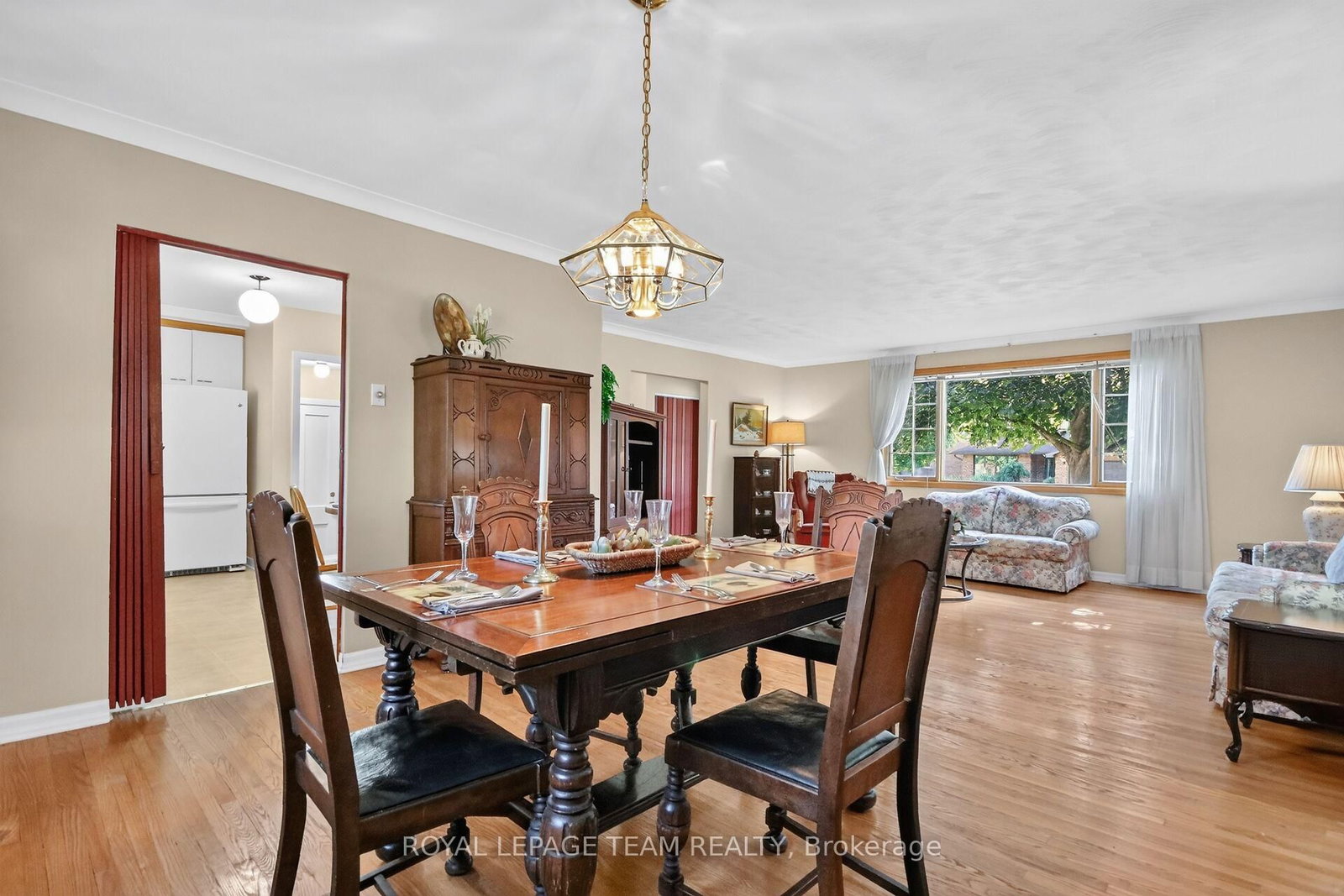 957 Winnington Avenue • Ottawa, ON photo 10