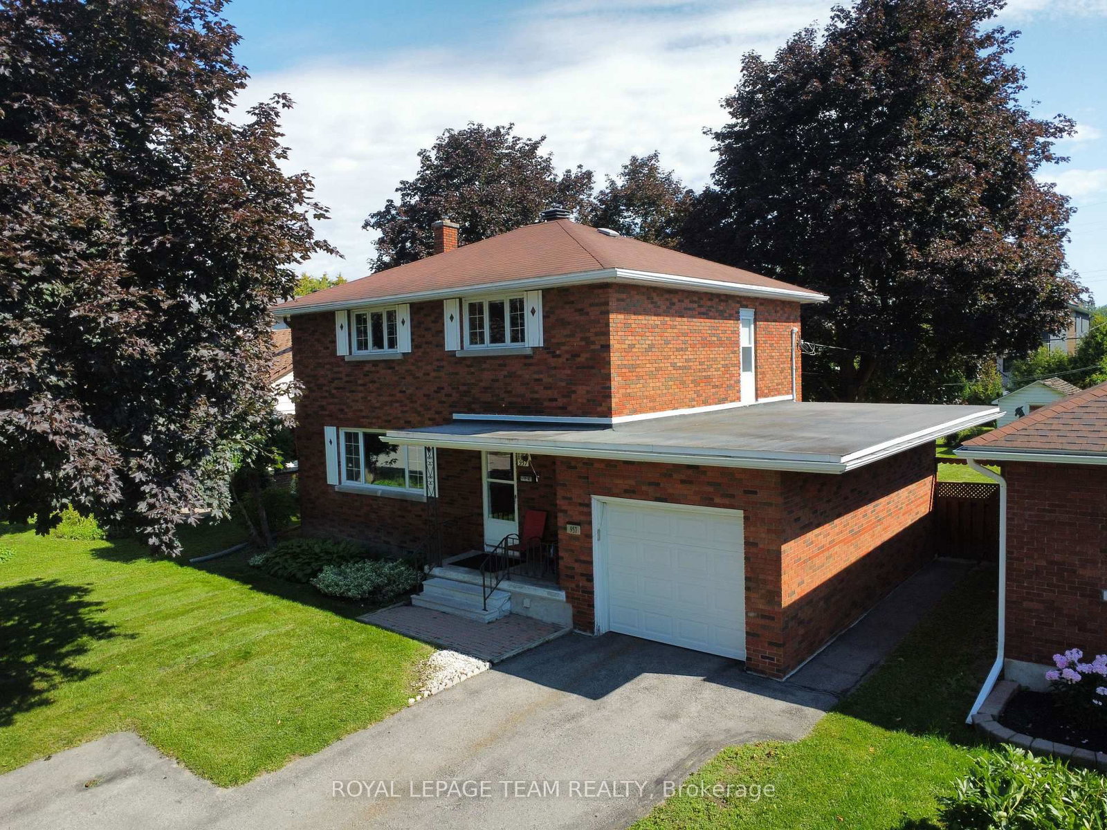 957 Winnington Avenue • Ottawa, ON photo 5