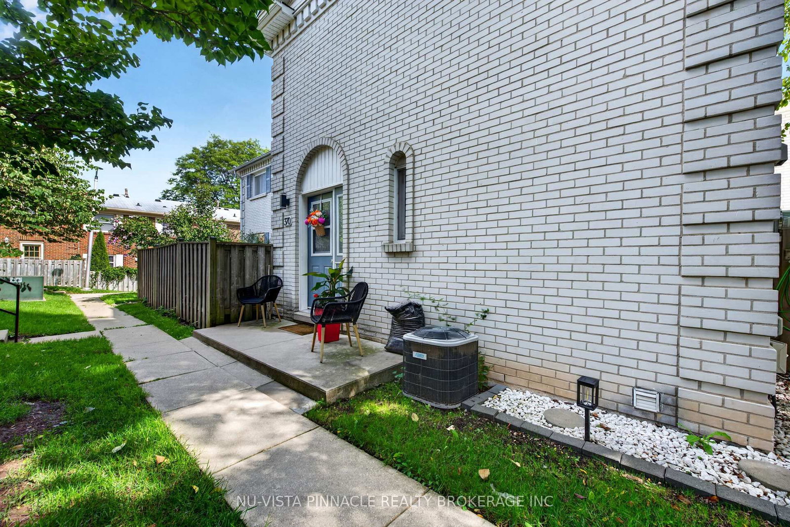 370 Homestead Court • #13 • London North, ON photo 3