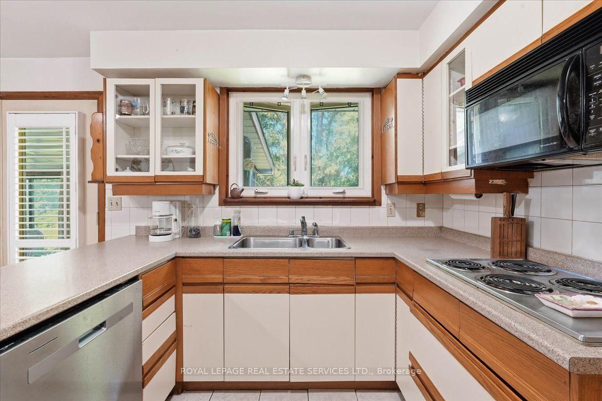 143 County Rd 28 Road • Prince Edward County, ON photo 10