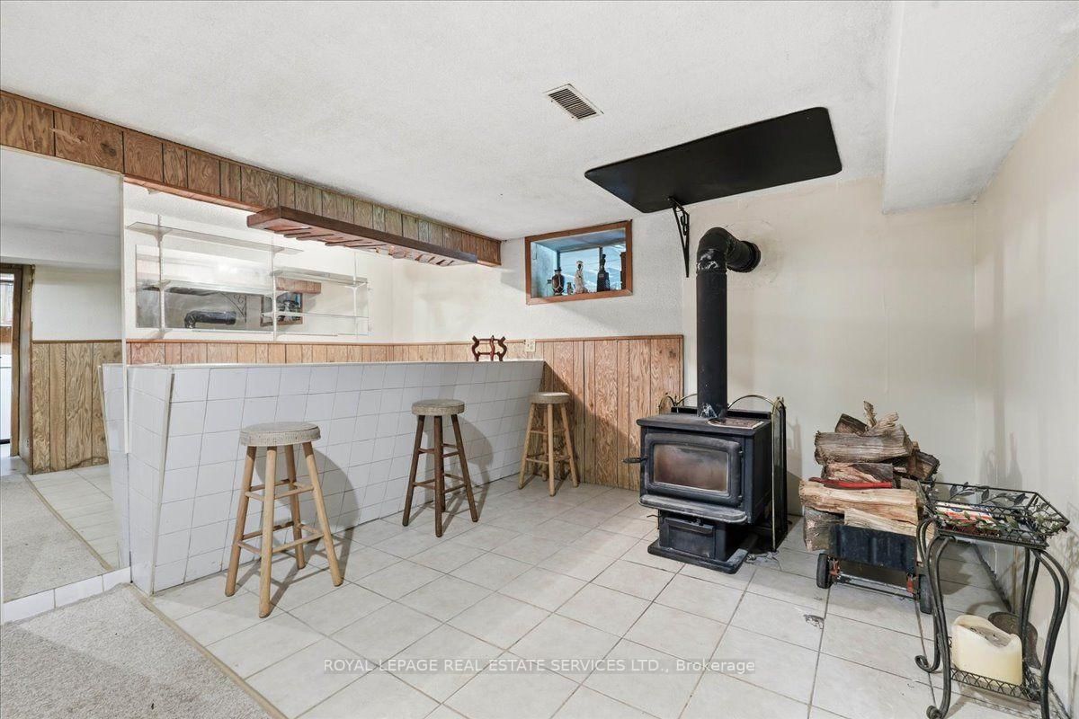 143 County Rd 28 Road • Prince Edward County, ON photo 28