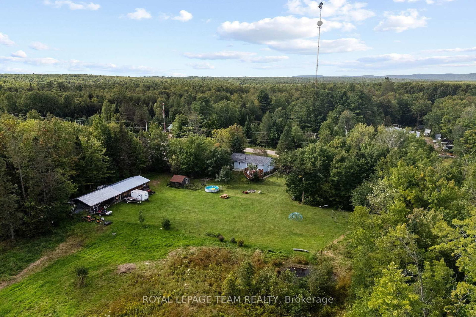 484 WYLIE Road • Deep River, ON photo 37