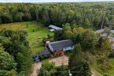 484 WYLIE Road • Deep River, ON photo 5
