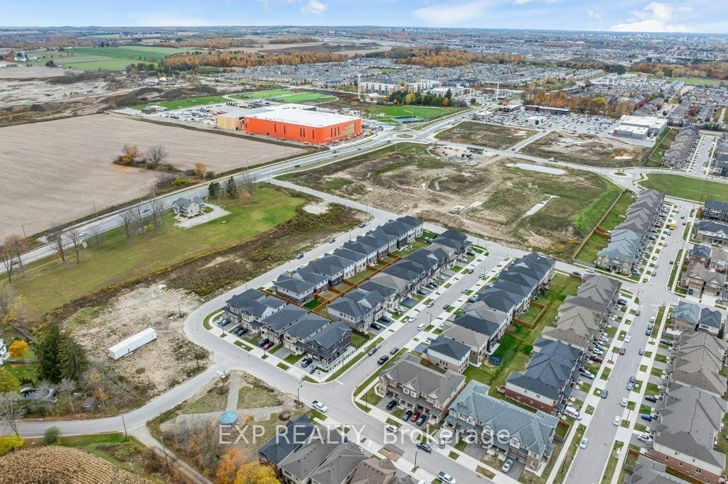 Kitchener photo 40