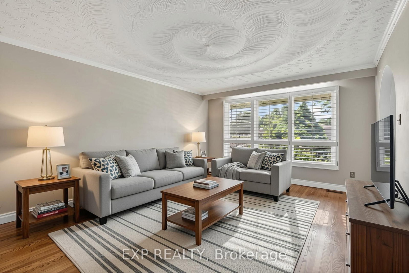 128 Hadeland Avenue • Hamilton, ON photo 6