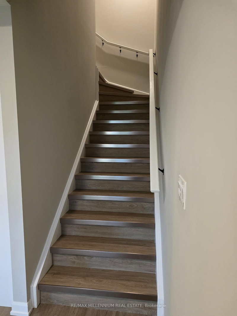 320 - 708 Woolwich Street