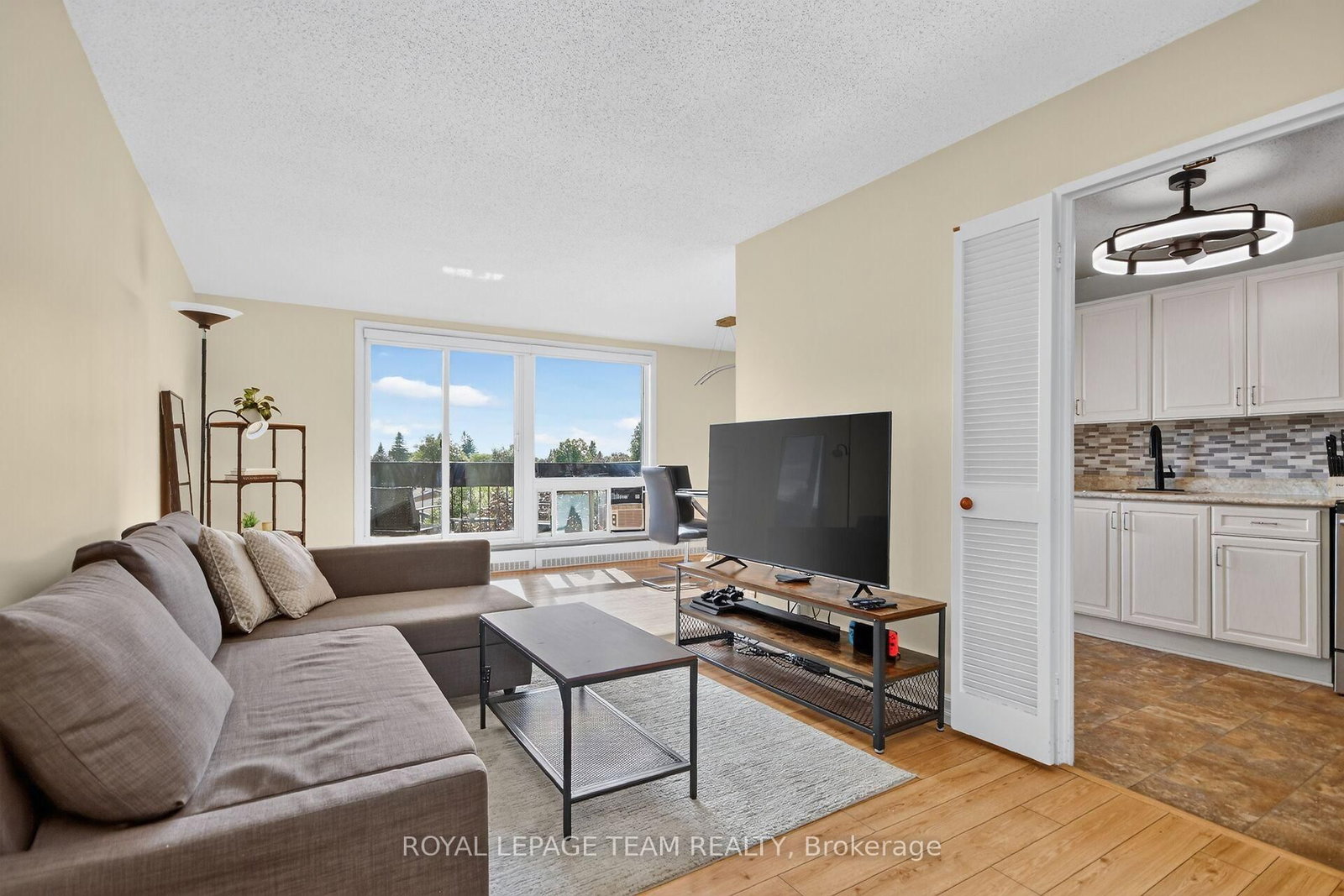 1505 Baseline Road • #412 • Ottawa, ON photo 3