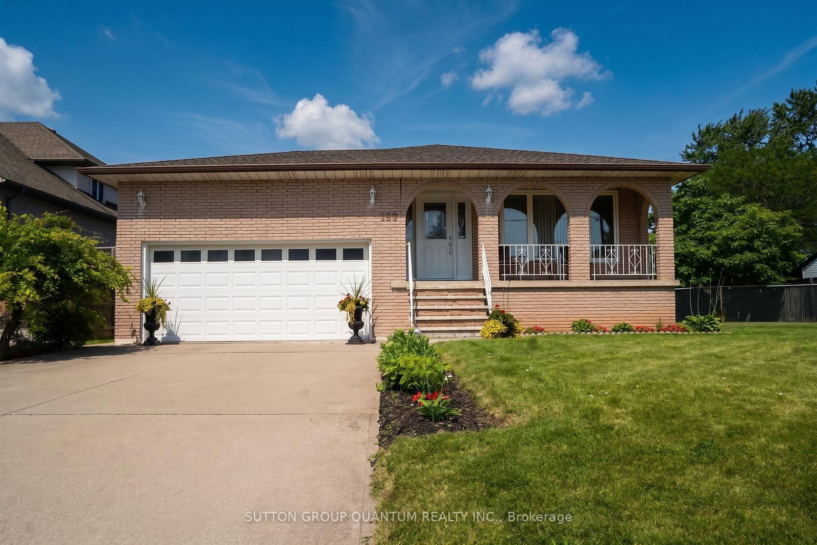 129 Margaret Avenue • Hamilton, ON photo 2