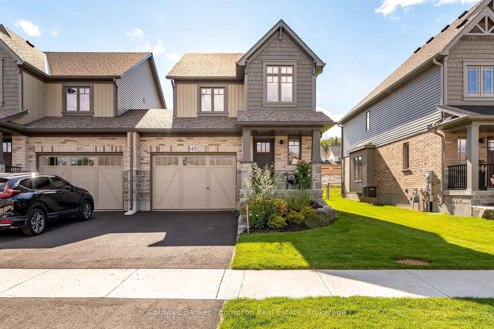 Townhouse for sale at 45 Charles Morley Boulevard, Huntsville, Ontario, P1H 0G5 - Chaffey - MLS: X13725420