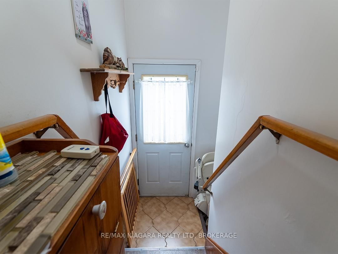 90 John Street • Port Colborne, ON photo 19