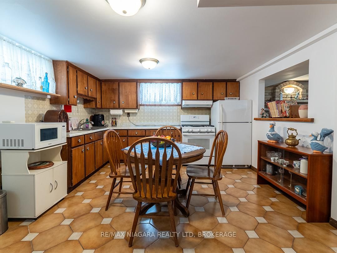 90 John Street • Port Colborne, ON photo 22