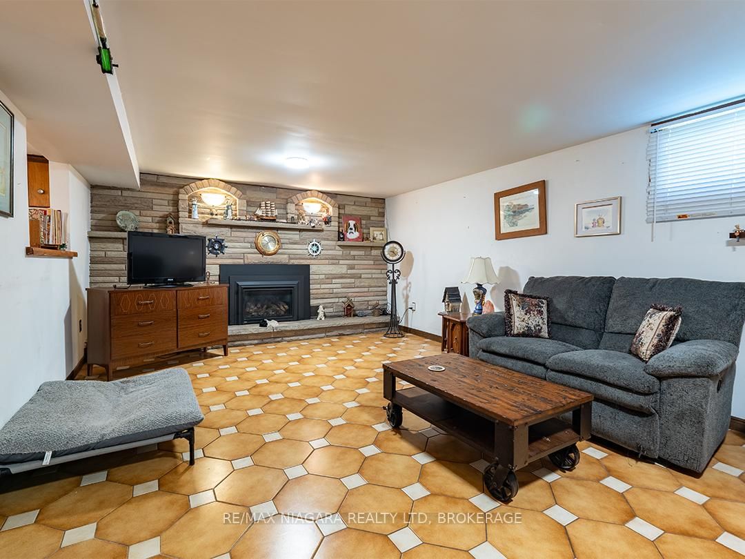 90 John Street • Port Colborne, ON photo 23