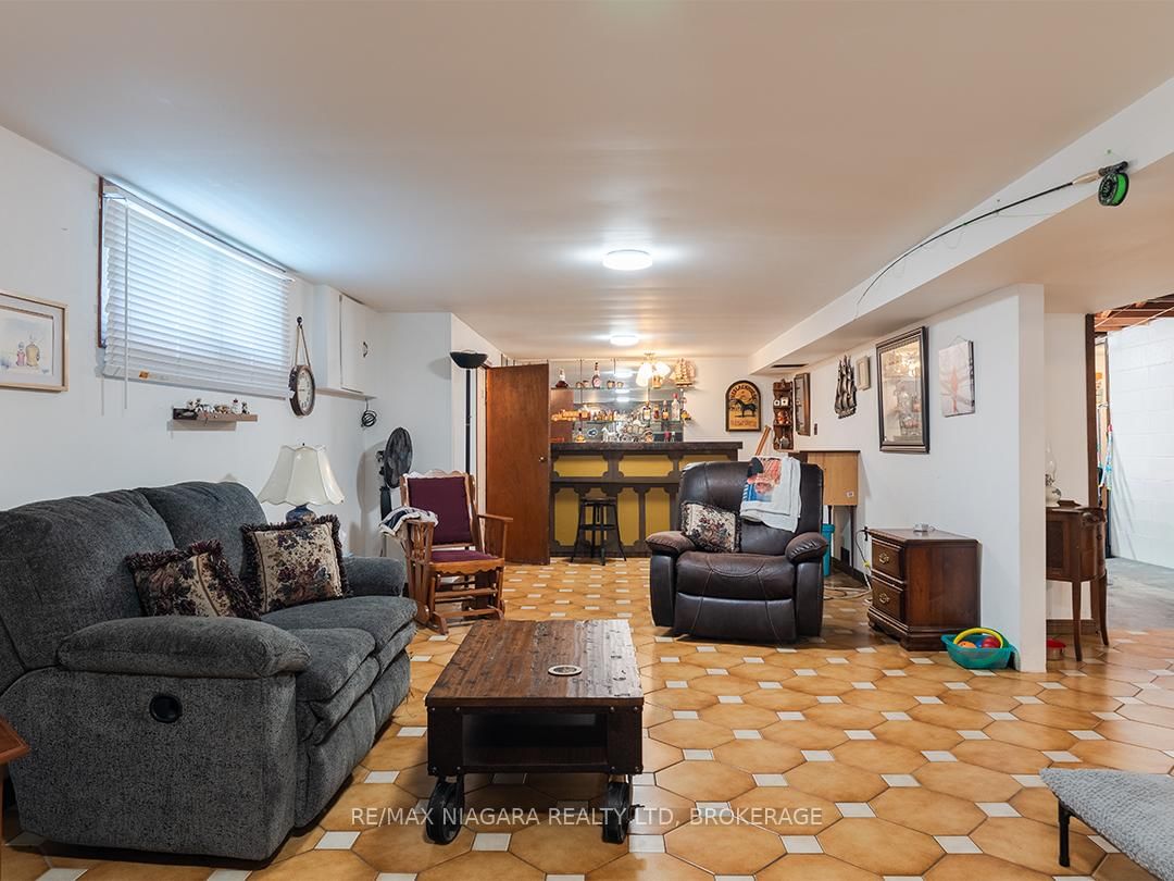 90 John Street • Port Colborne, ON photo 26
