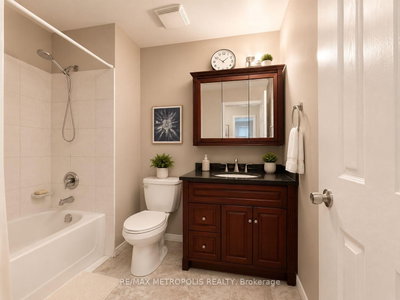 35 Phair Crescent • London South, ON photo 6